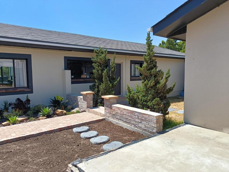 4 Bedroom Property for Sale in Darling Western Cape